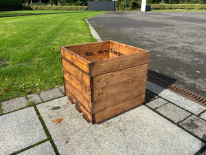 HB108 - Large Berwick Planter