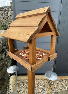 HB242 - Premium Bird Feeding House