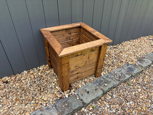 HB287 - Prestbury Raised Square Planter Large