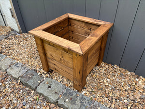 HB287 - Prestbury Raised Square Planter Large