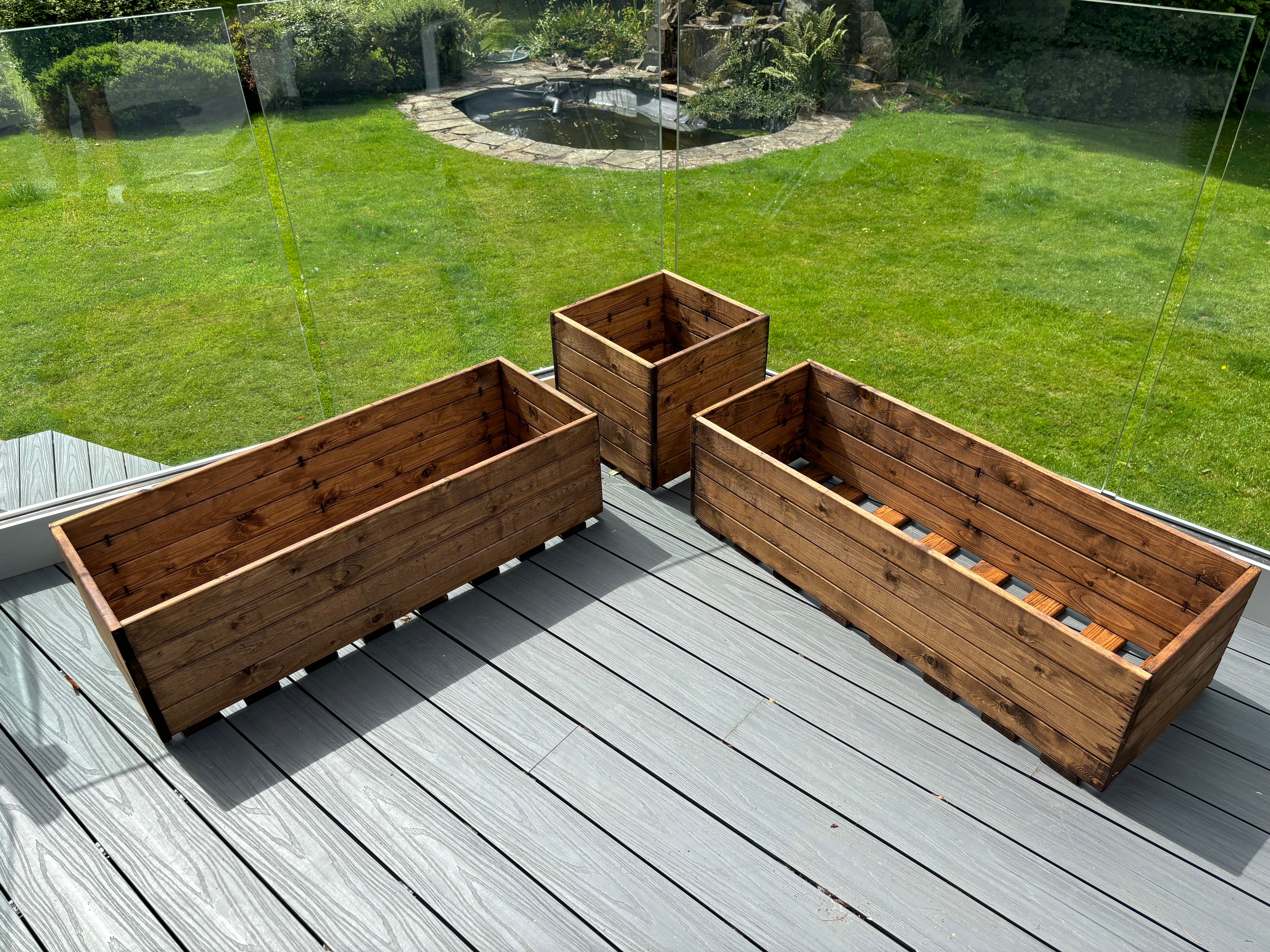 HB292 - Berwick Corner Planter Set