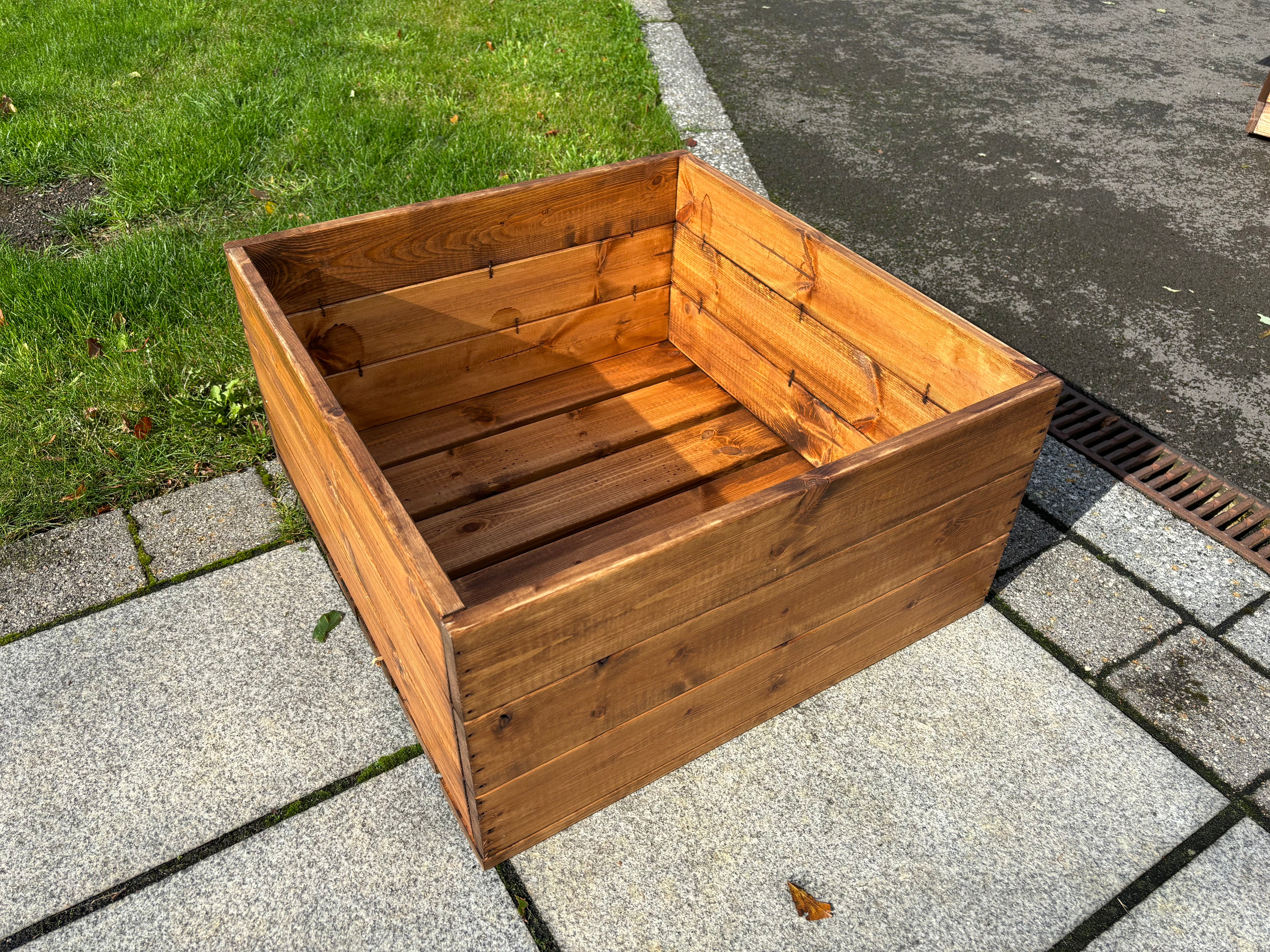 HB314 - Country Kitchen Large Raised Bed