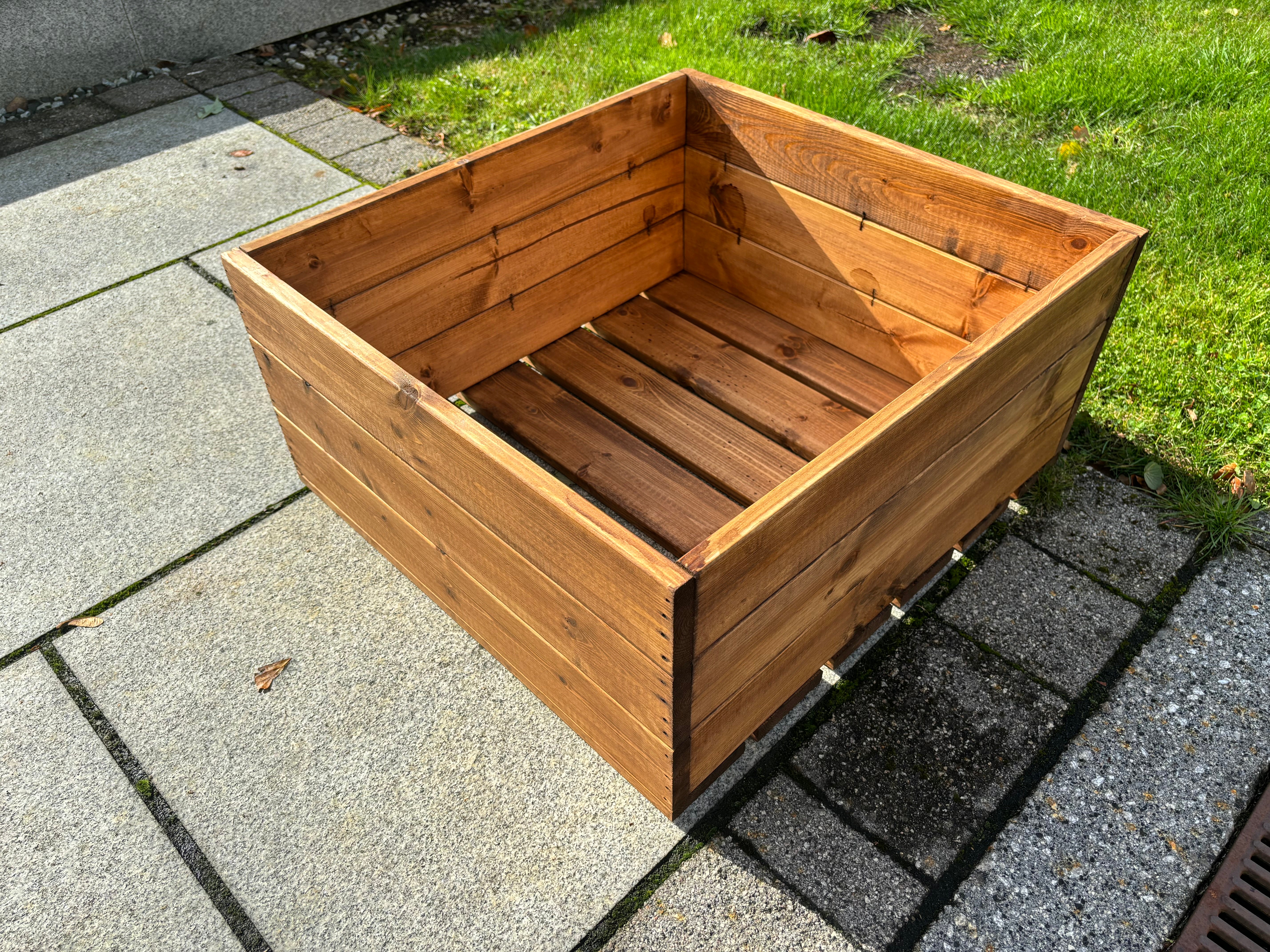 HB314 - Country Kitchen Large Raised Bed