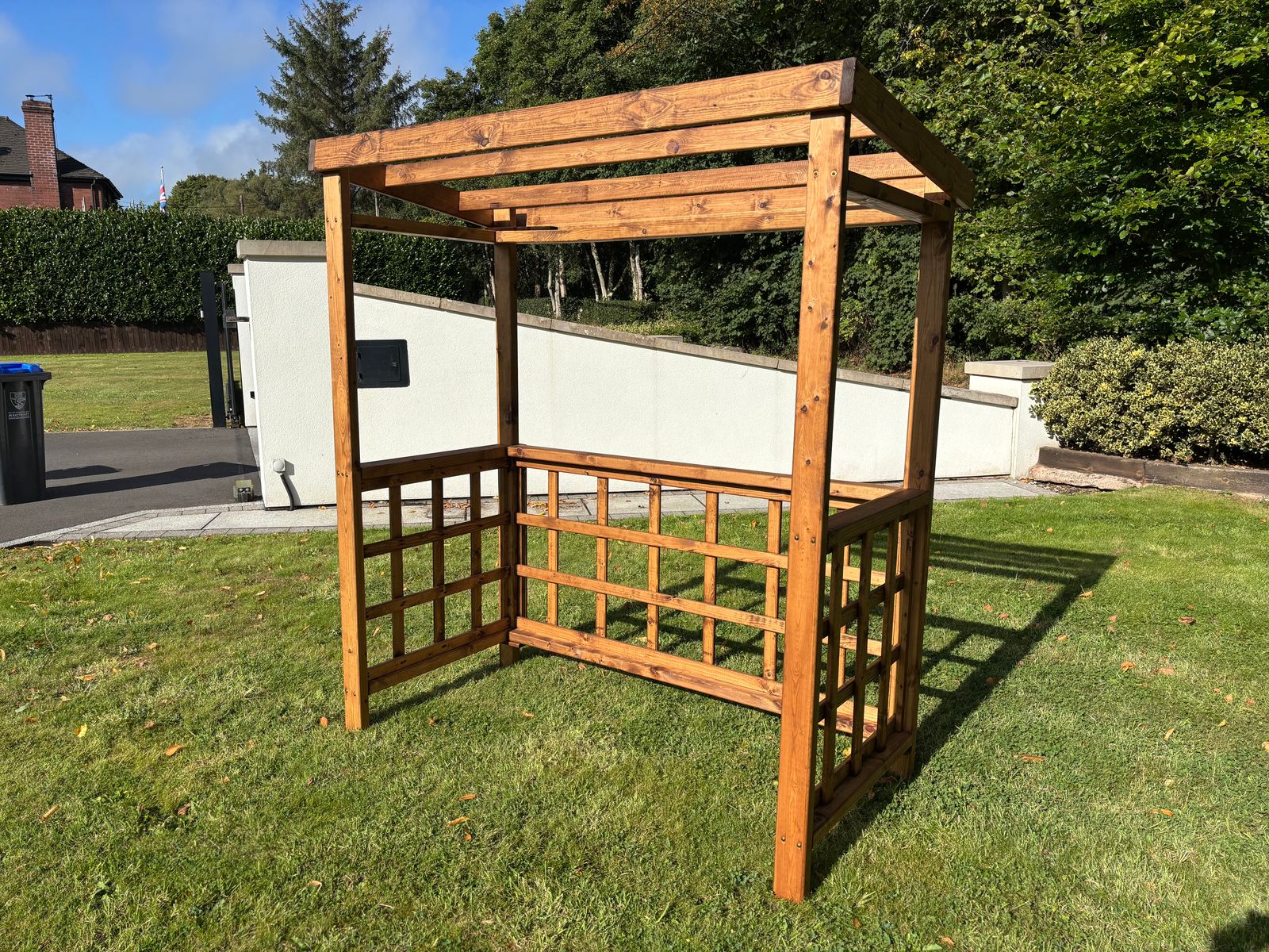 HB137 - Dorchester BBQ Shelter (Green , Grey or Burgundy)