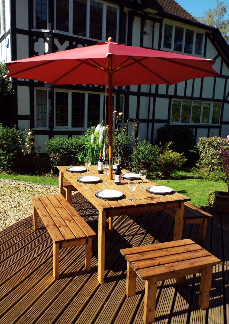 HB111 - Eight Seater Table Set