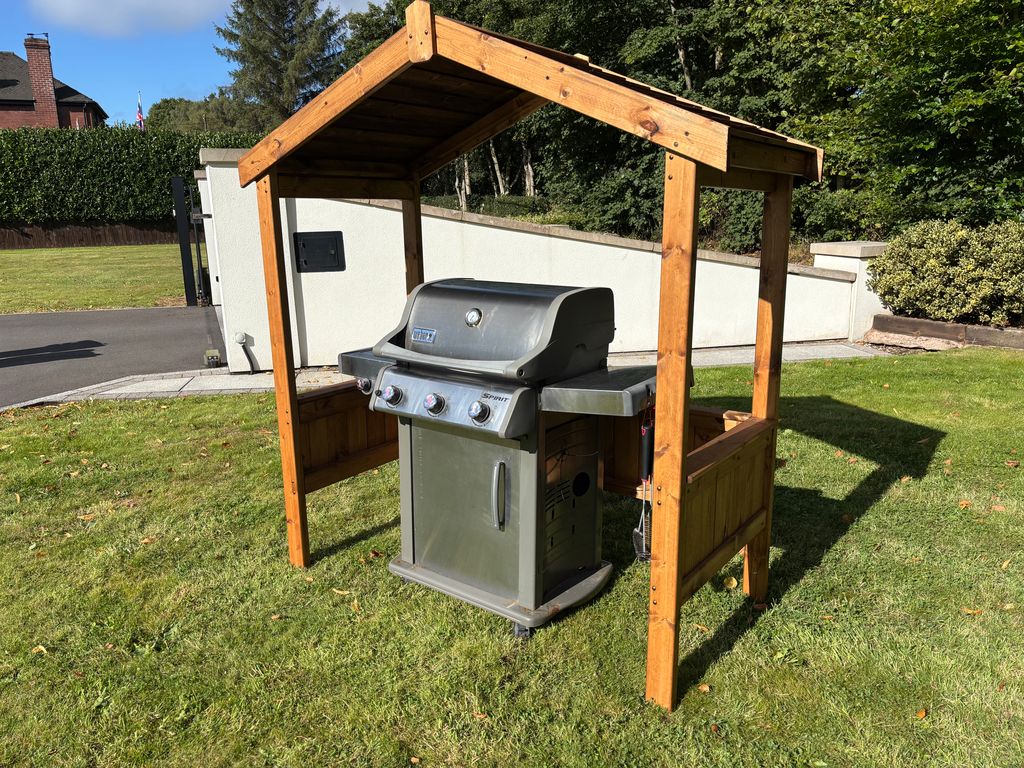 HB323 - Imperial BBQ Shelter